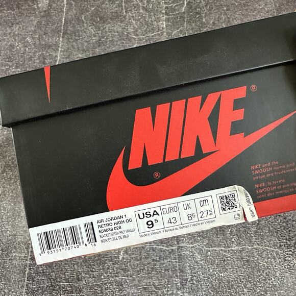 DS Men\'s Nike Air Jordan 1 Retro High Shattered Backboard 3.0 Sz 9.5 (555088-028